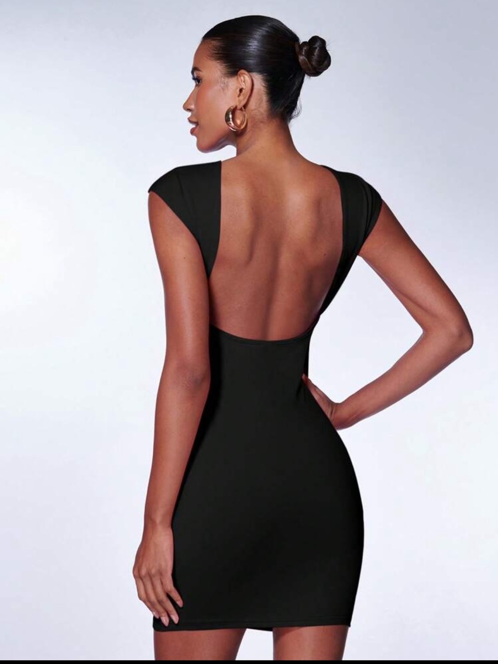 Elegant Black Backless Bodycon Dress